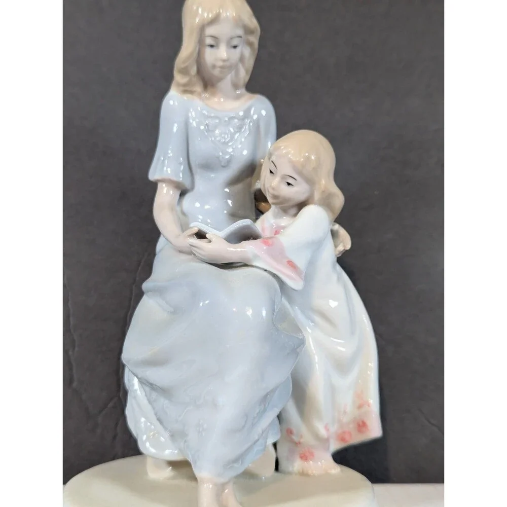 Meico Porcelain Figurine Mother Reading to Child Daughter Book Pastel 7 1/2 Inch